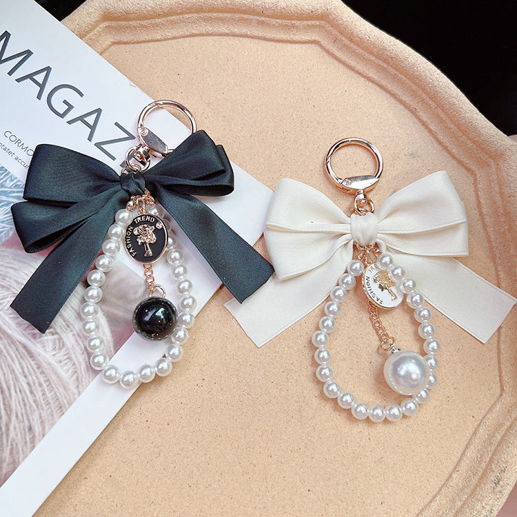 Wholesale Big Bow Tie Keychain Pearl Chain Zinc Alloy Keychain